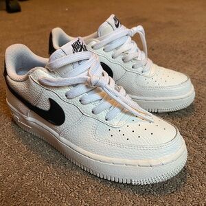 Black and white air force 1s